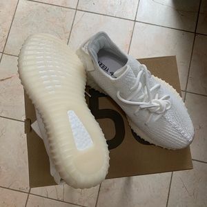 Adidas Yeezy Boost 350 V2 ‘Cream White